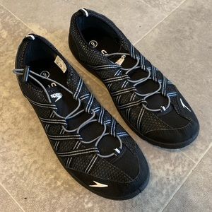 BRAND NEW Speedo Water Shoes